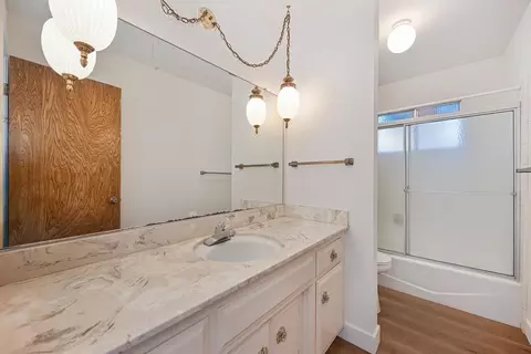 Bath - 1005 Friars Ct, Carmichael, CA 95608 photo 2 of 4