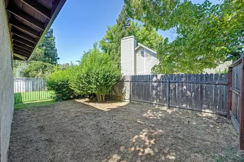 Exterior - 1005 Friars Ct, Carmichael, CA 95608 photo 11 of 11
