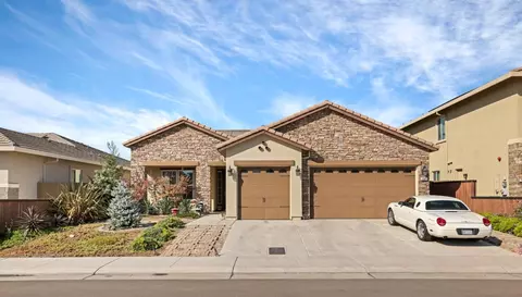 Exterior - 2841 Primrose Dr, Lodi, CA 95242 photo 3 of 6