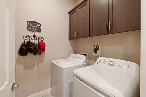 Other - 2841 Primrose Dr, Lodi, CA 95242 photo 3 of 8