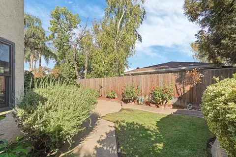 Exterior - 2205 Grenoble, Lodi, CA 95242 photo 7 of 8