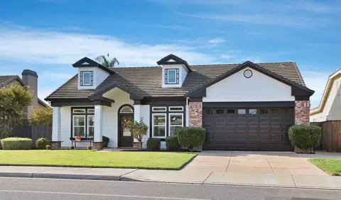 Exterior - 478 E Milgeo Ave, Ripon, CA 95366 photo 3 of 10