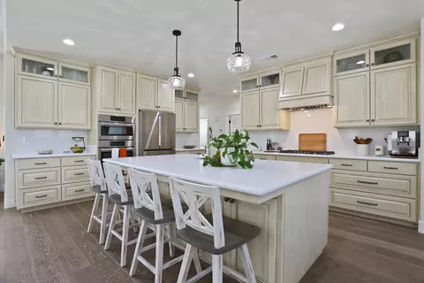 Kitchen - 478 E Milgeo Ave, Ripon, CA 95366 photo 2 of 9