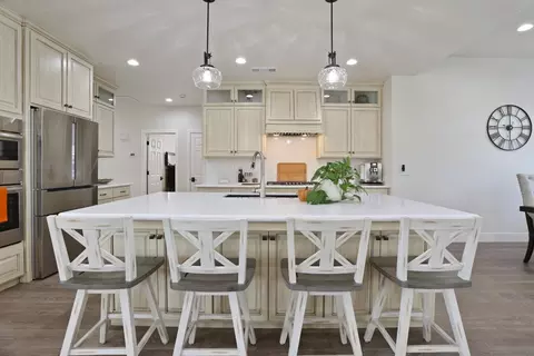 Kitchen - 478 E Milgeo Ave, Ripon, CA 95366 photo 9 of 9