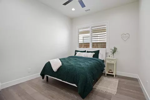 Bedroom - 478 E Milgeo Ave, Ripon, CA 95366 photo 3 of 5