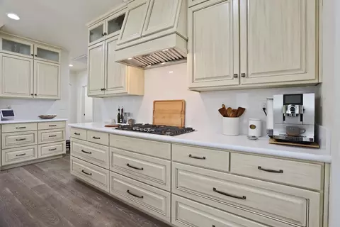 Kitchen - 478 E Milgeo Ave, Ripon, CA 95366 photo 4 of 9
