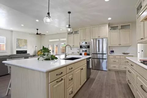 Kitchen - 478 E Milgeo Ave, Ripon, CA 95366 photo 3 of 9