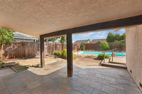 Exterior - 1700 Royal Crest Dr, Lodi, CA 95242 photo 15 of 15