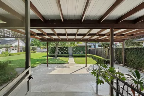 Exterior - 16 N Crescent Ave, Lodi, CA 95240 photo 6 of 20