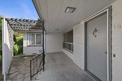 Exterior - 16 N Crescent Ave, Lodi, CA 95240 photo 5 of 20