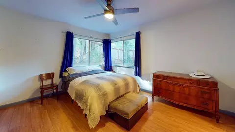Bedroom - 526 Mill St #1, Grass Valley, CA 95945 photo 7 of 9