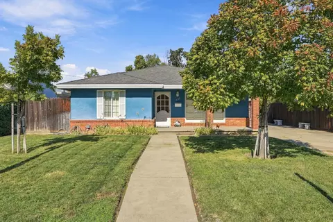 1027 W Benjamin Holt Dr, Stockton, CA 95207