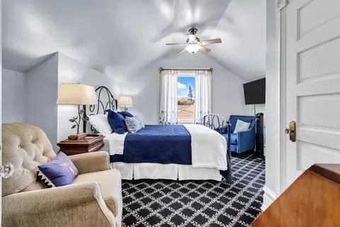Bedroom - 101 Abbey St, Winters, CA 95694 photo 4 of 5