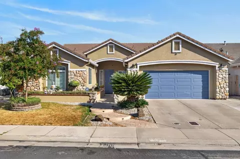 Exterior - 10447 Nations Cir, Stockton, CA 95209 photo 4 of 12