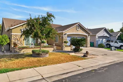 Exterior - 10447 Nations Cir, Stockton, CA 95209 photo 6 of 12