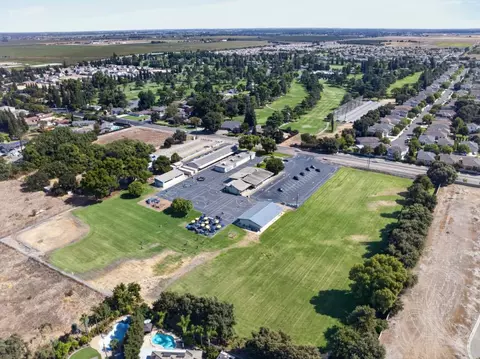 View/Area - 10447 Nations Cir, Stockton, CA 95209 photo 6 of 8