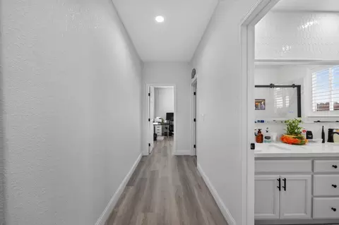 Entry Way - 10447 Nations Cir, Stockton, CA 95209 photo 8 of 12