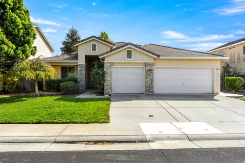 6418 Oscar Cir, Elk Grove, CA 95757