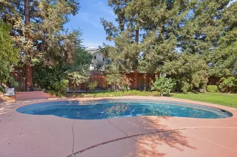 Exterior - 1583 Roger Dr, Tracy, CA 95304 photo 7 of 16