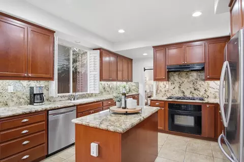 Kitchen - 1583 Roger Dr, Tracy, CA 95304 photo 1 of 4