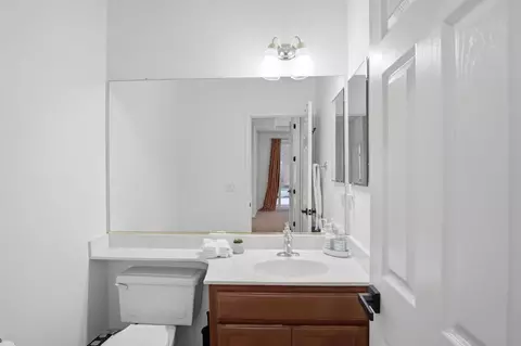 Bath - 1583 Roger Dr, Tracy, CA 95304 photo 1 of 5
