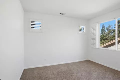 Bedroom - 1583 Roger Dr, Tracy, CA 95304 photo 5 of 8