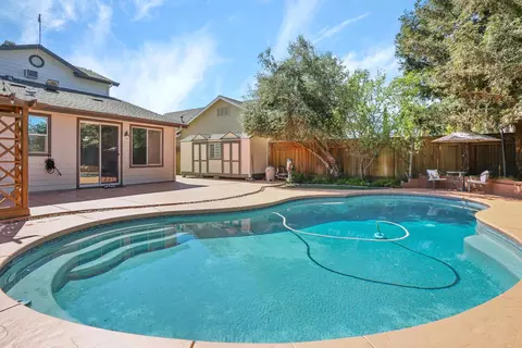 Exterior - 1583 Roger Dr, Tracy, CA 95304 photo 11 of 16