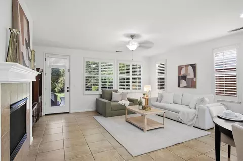 Living - 1583 Roger Dr, Tracy, CA 95304 photo 2 of 2