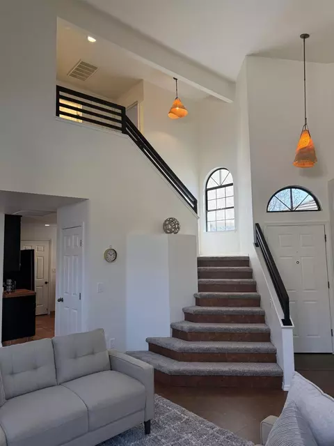 Entry Way - 1168 Copper Cottage Ln, Modesto, CA 95355 photo 2 of 4