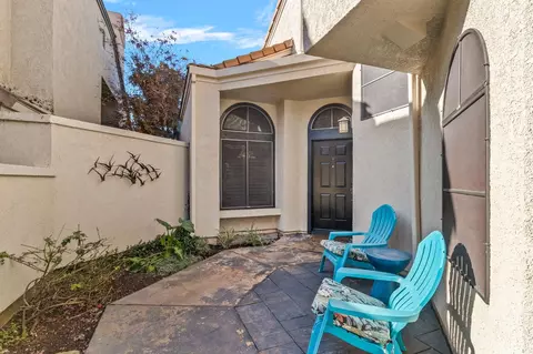 Exterior - 1168 Copper Cottage Ln, Modesto, CA 95355 photo 4 of 14