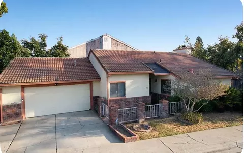 73 Ishi Cir, Sacramento, CA 95833