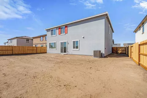 Exterior - 2350 Lazio St, Manteca, CA 95337 photo 4 of 5