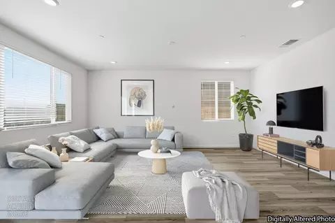 Living - 2350 Lazio St, Manteca, CA 95337 photo 3 of 8