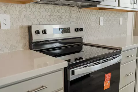 Kitchen - 2350 Lazio St, Manteca, CA 95337 photo 3 of 4