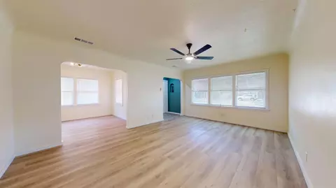 Living - 225 Merced Ave, Modesto, CA 95351 photo 2 of 3