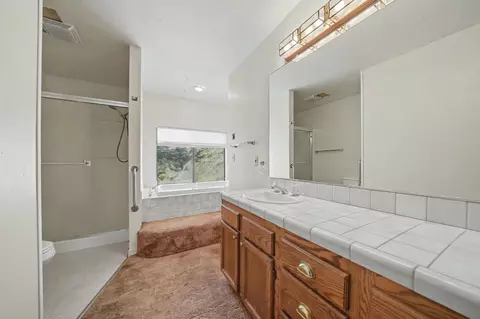 Bath - 180 Badger St, Sutter Creek, CA 95685 photo 1 of 4
