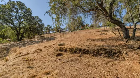 Exterior - 180 Badger St, Sutter Creek, CA 95685 photo 8 of 13