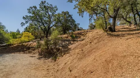 Exterior - 180 Badger St, Sutter Creek, CA 95685 photo 7 of 13