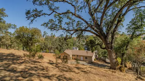 Exterior - 180 Badger St, Sutter Creek, CA 95685 photo 4 of 13