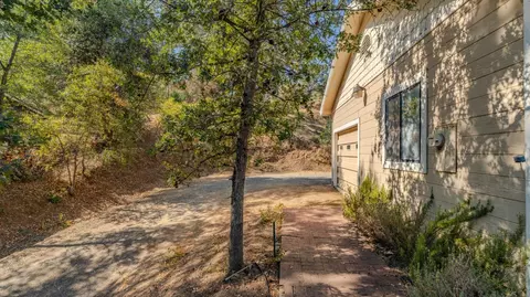 Exterior - 180 Badger St, Sutter Creek, CA 95685 photo 6 of 13