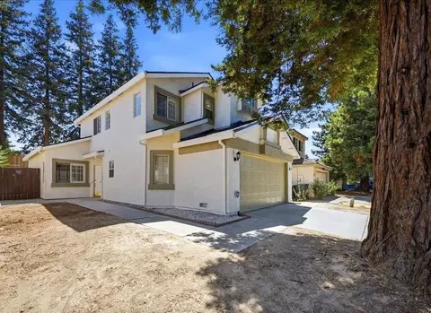 Exterior - 8433 Oakenshield Cir, Antelope, CA 95843 photo 3 of 9