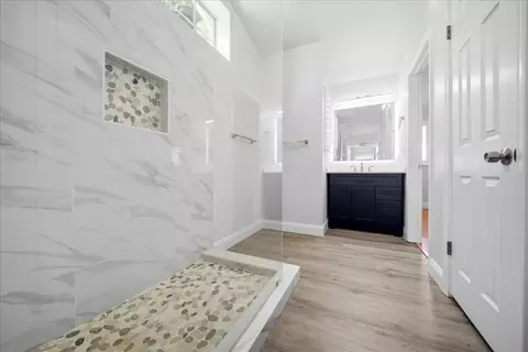 Bath - 8433 Oakenshield Cir, Antelope, CA 95843 photo 3 of 4