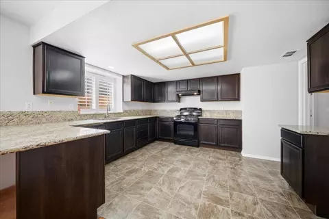 Kitchen - 8433 Oakenshield Cir, Antelope, CA 95843 photo 1 of 2