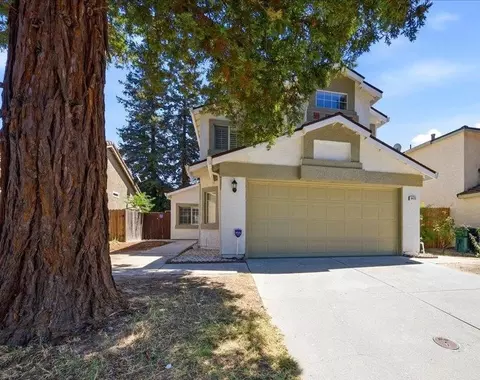 Exterior - 8433 Oakenshield Cir, Antelope, CA 95843 photo 4 of 9