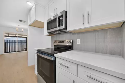 Kitchen - 7331 Main Ave, Orangevale, CA 95662 photo 3 of 4