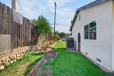 Exterior - 7331 Main Ave, Orangevale, CA 95662 photo 10 of 11
