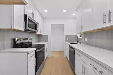 Kitchen - 7331 Main Ave, Orangevale, CA 95662 photo 1 of 4