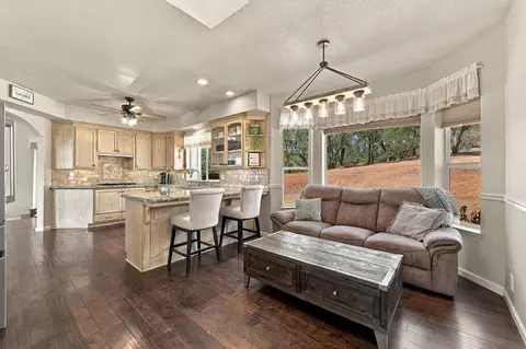 Kitchen - 4770 Feldspar Ln, Placerville, CA 95667 photo 4 of 4