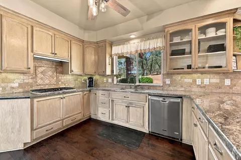 Kitchen - 4770 Feldspar Ln, Placerville, CA 95667 photo 3 of 4
