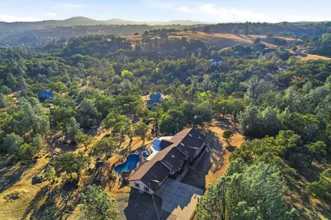 View/Area - 4770 Feldspar Ln, Placerville, CA 95667 photo 5 of 7